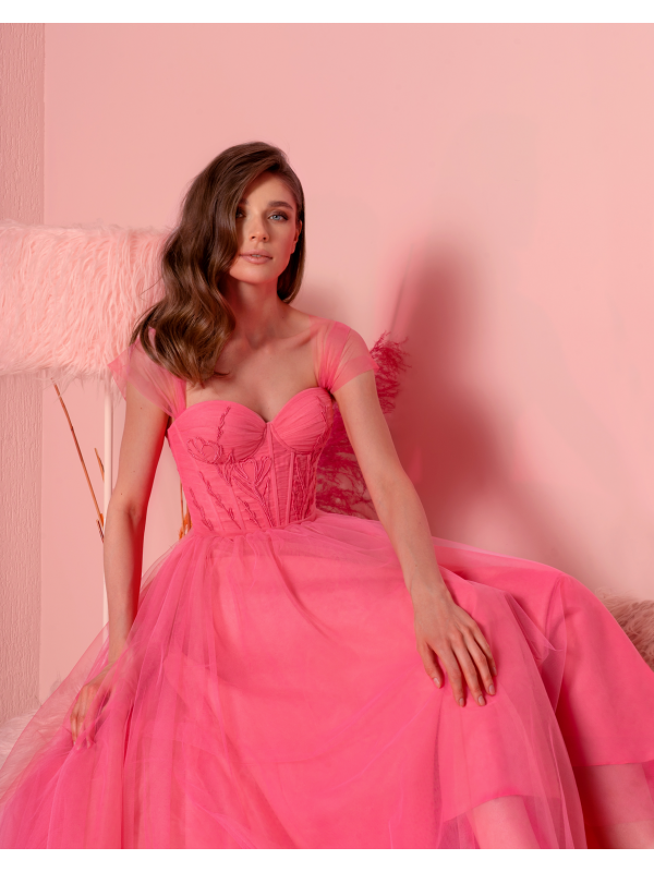 Вечернее платье из коллекции Glamour