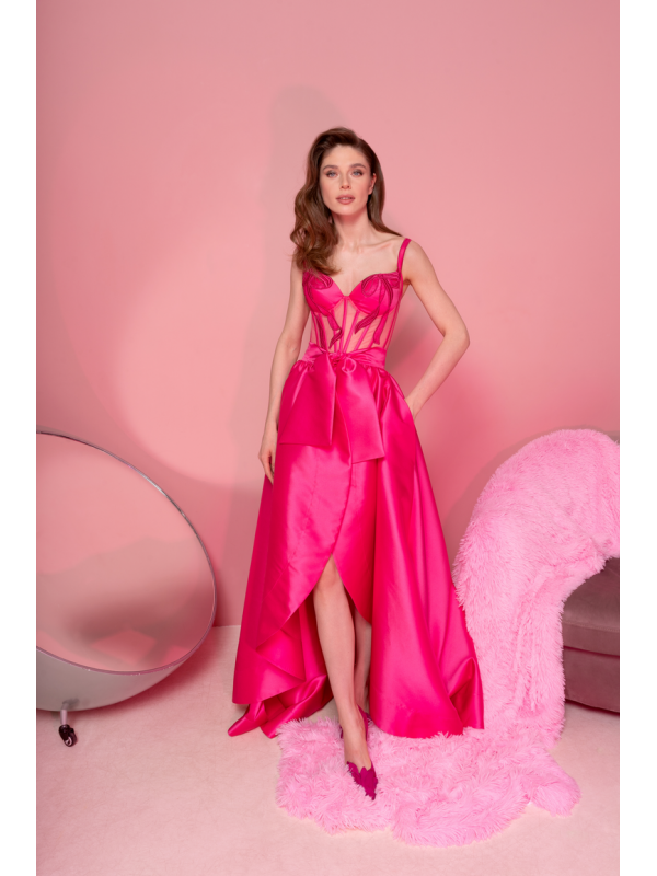 Вечернее платье из коллекции Glamour